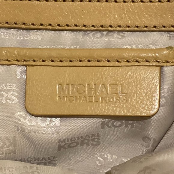 Michael Kors Tan Leather Gansevoort Tote Bag - Picture 10 of 15
